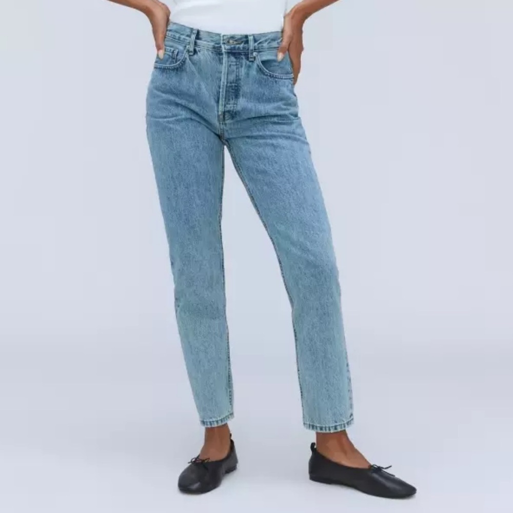 Everlane Light Blue Straight Leg ‘The 90s Cheeky Jean’ Size 23 Regular